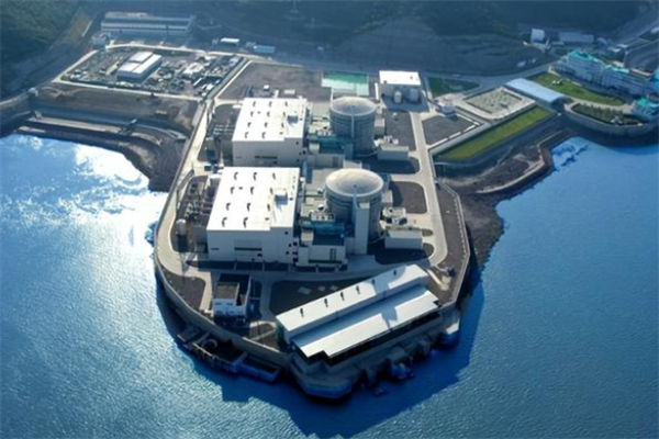 美國火力發電占比62.19%，核電為18.91%，水電為6
